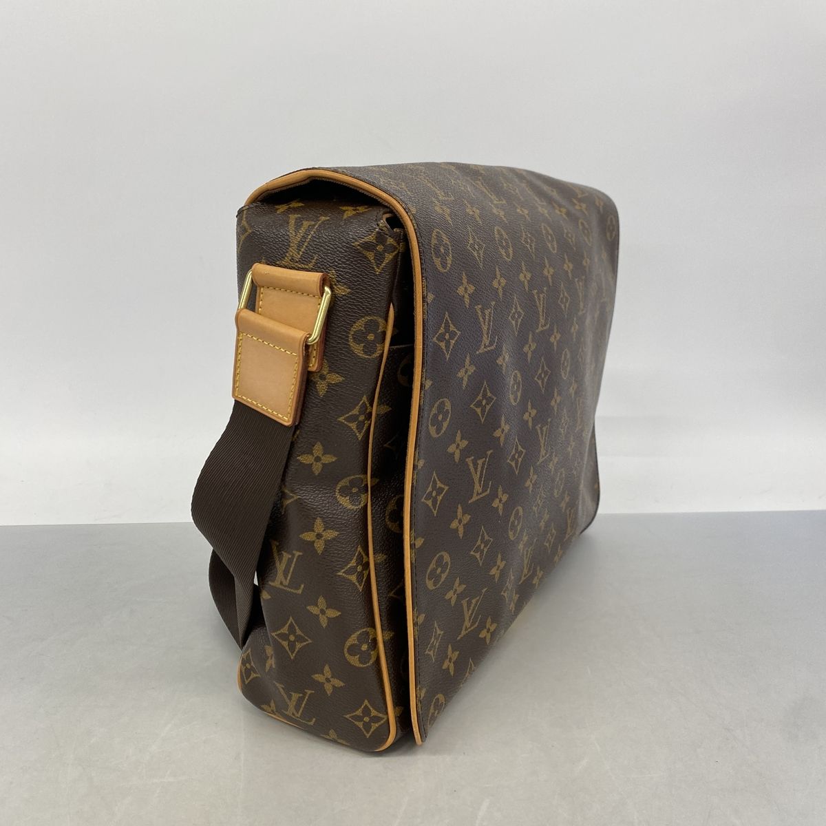 Louis Vuitton Shoulder Bag Monogram Abbesses Brown — view 2