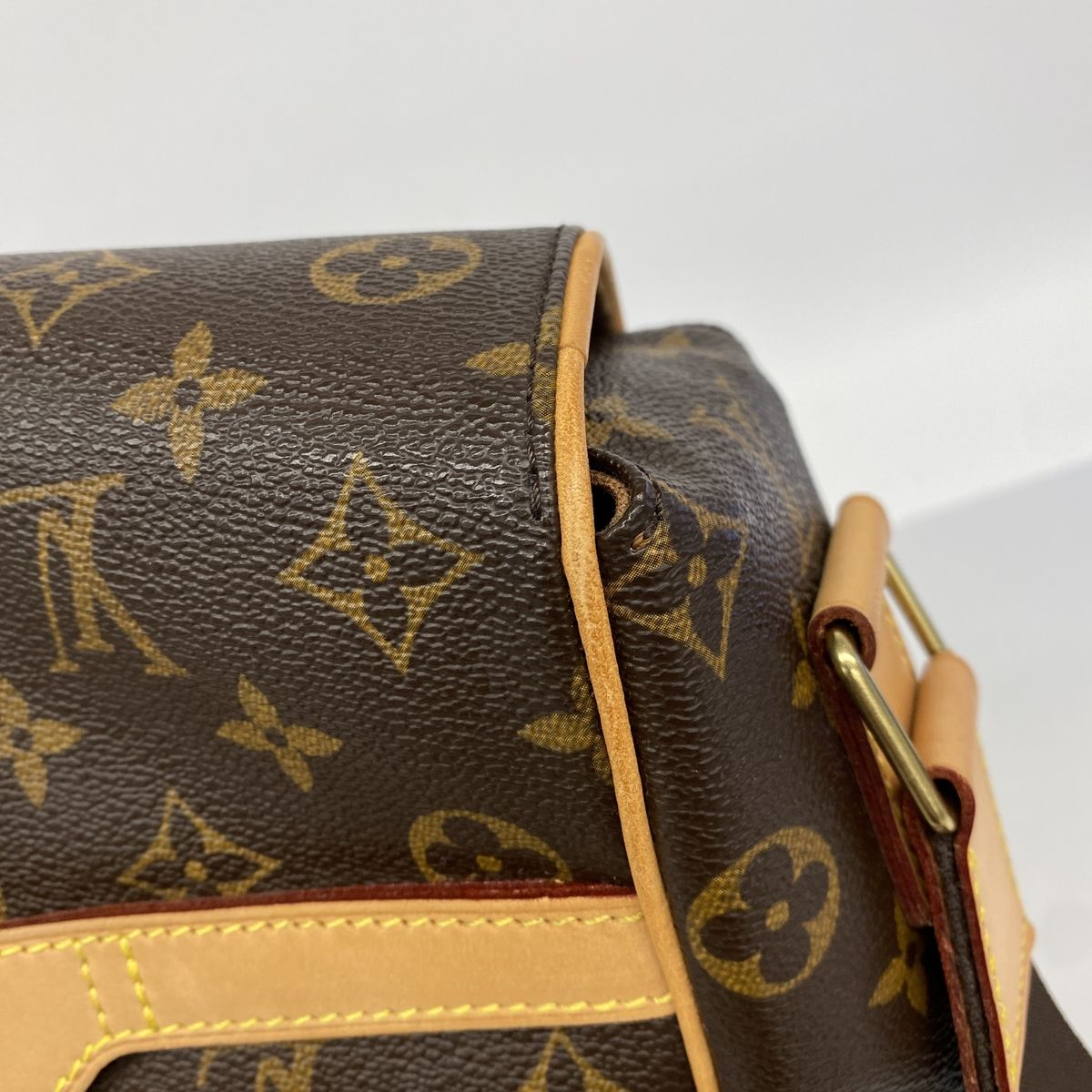 Louis Vuitton Shoulder Bag Monogram Abbesses Brown — view 7