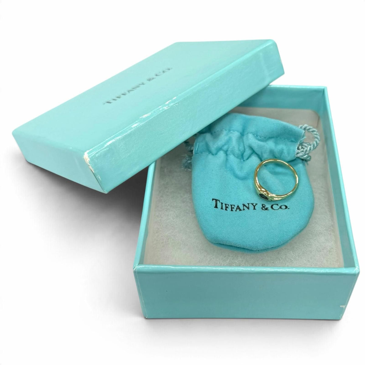 Tiffany & Co Vintage 18K Pear Shape Sapphire Ring — view 2