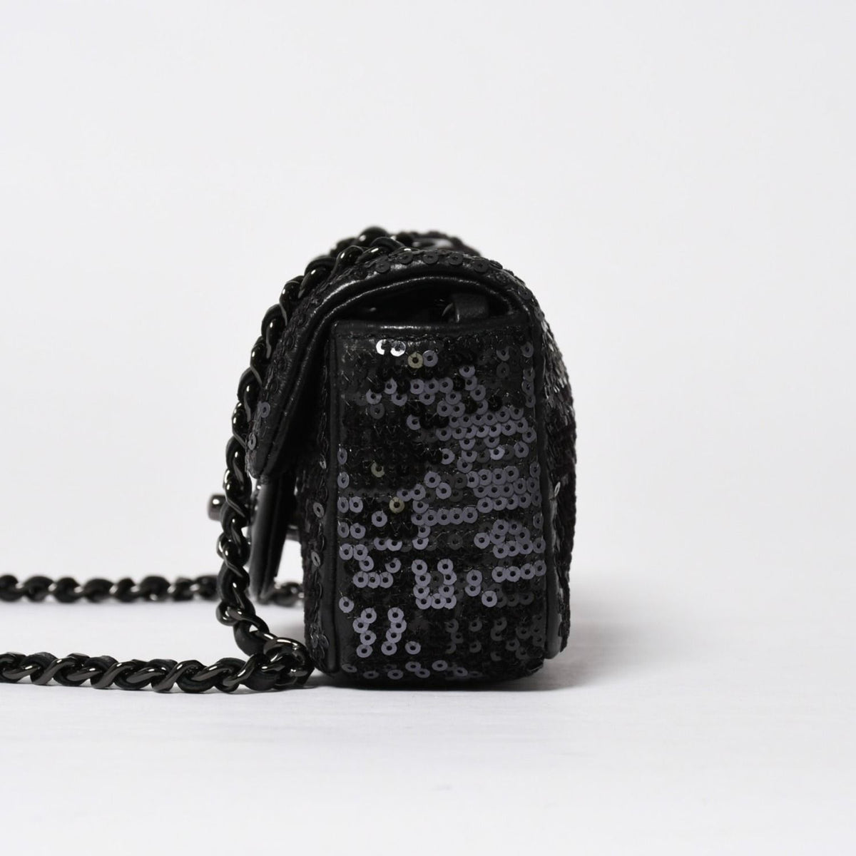 Chanel Shoulder Bag Mini Quilted Moonlight on Water Sequins Black — view 4