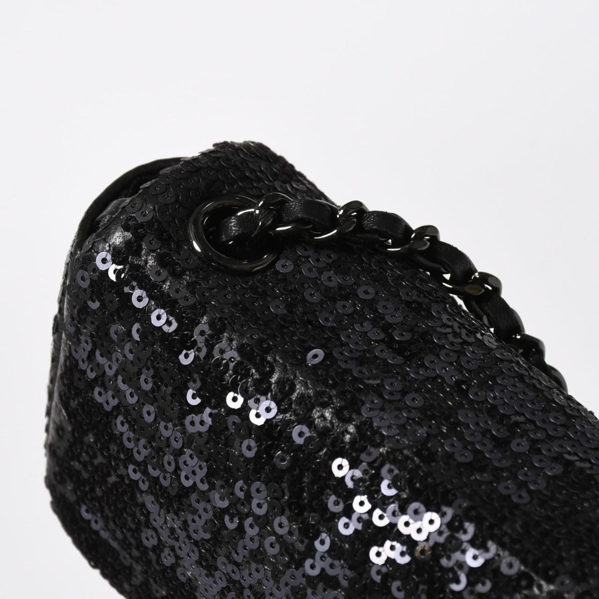 Chanel Shoulder Bag Mini Quilted Moonlight on Water Sequins Black — view 5