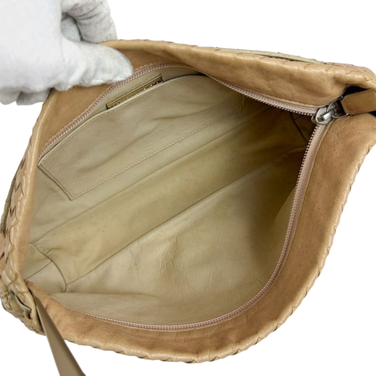 Bottega Veneta Intrecciato Leather Hobo Beige — view 7