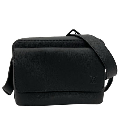 Louis Vuitton Boarding Messenger Aerogram Shoulder Bag Black