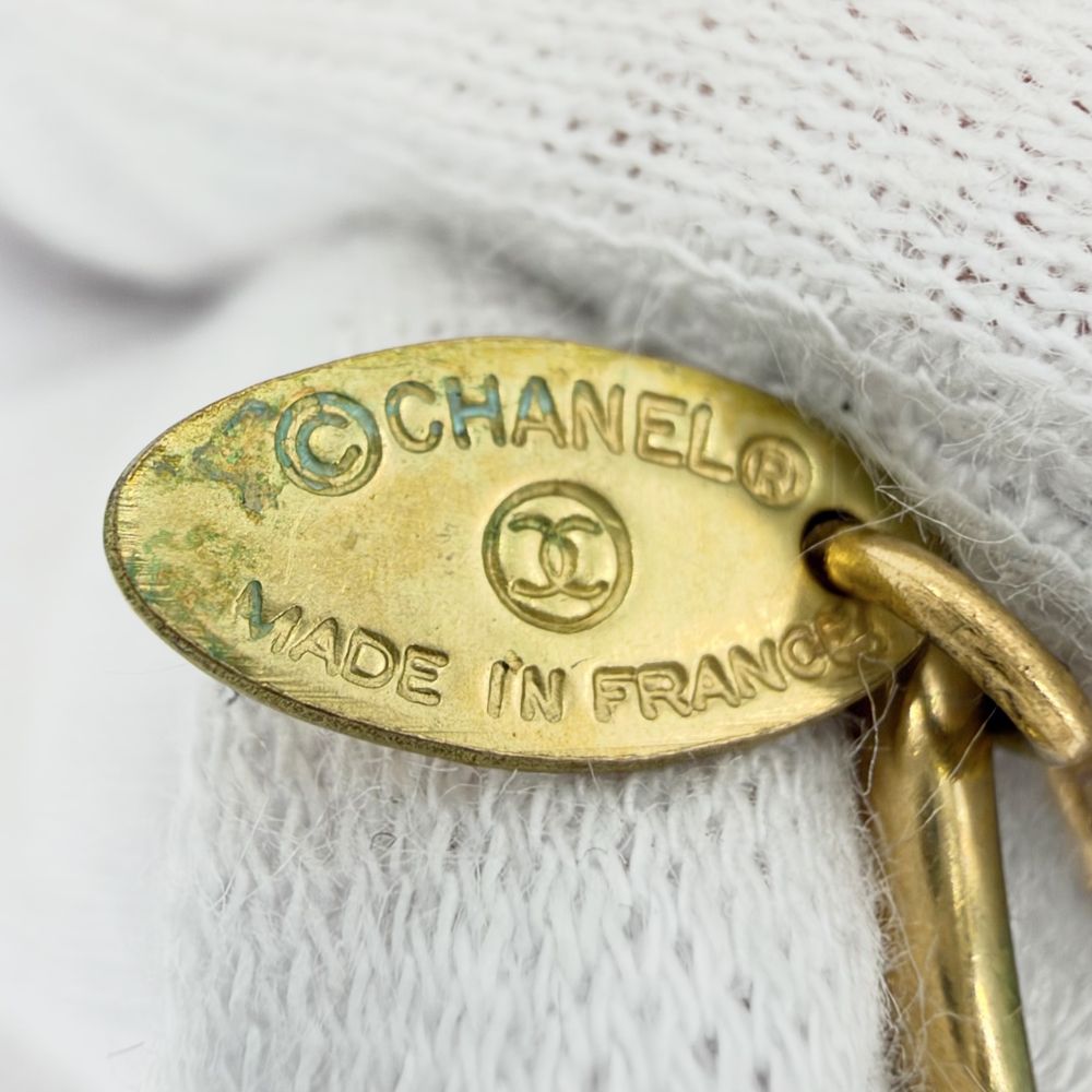 Chanel Necklace CC Logo Long Gold Plated — view 4