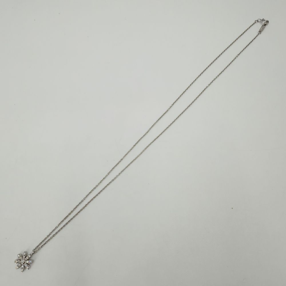 Tiffany & Co Necklace Daisy Pendant 18K White Gold Diamond — view 5