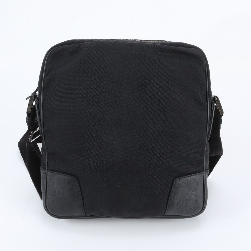 Gucci Guccissima Leather Shoulder Bag Crossbody Messenger Business — view 3