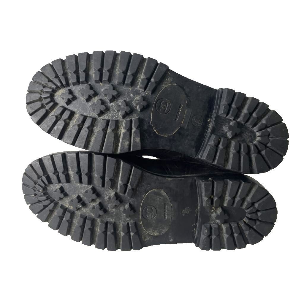 Chanel CC Logo Leather Short Boots Lace-up Black 6 — view 7