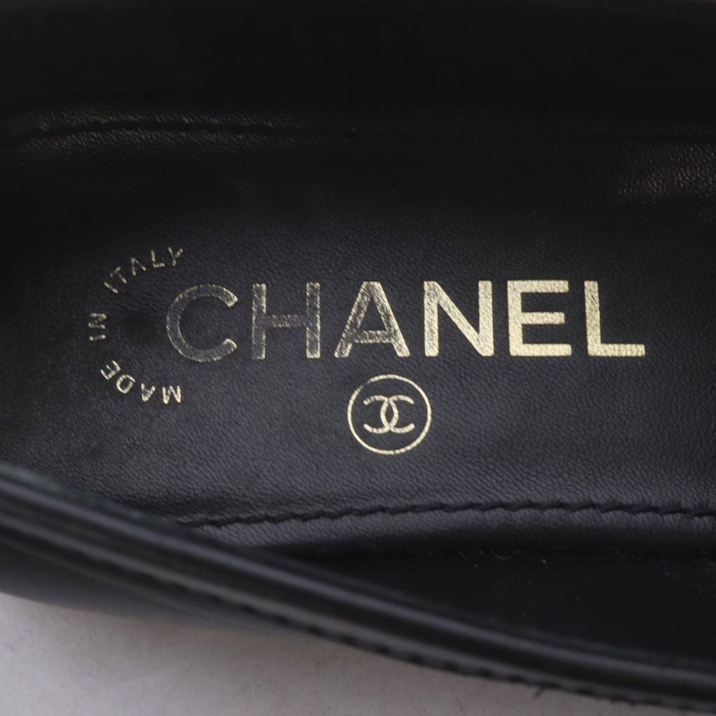 Chanel CC Logo Chain Leather Loafers Slip-on 39C Black — view 6