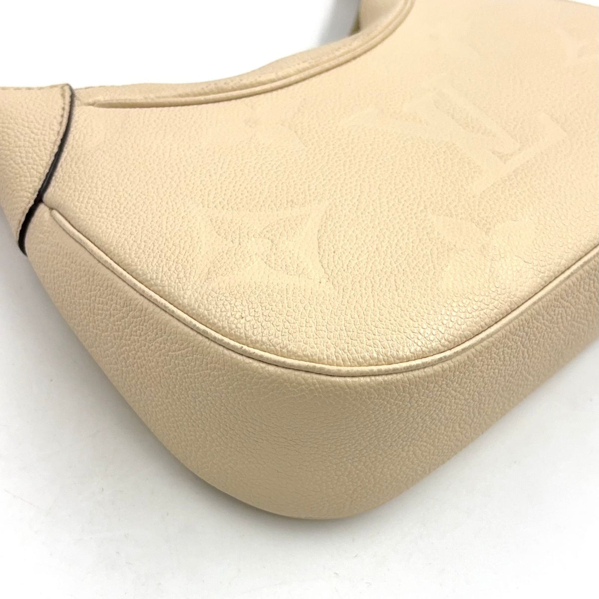 Louis Vuitton Bagatelle Shoulder Leather Ivory Handbag Gold — view 7