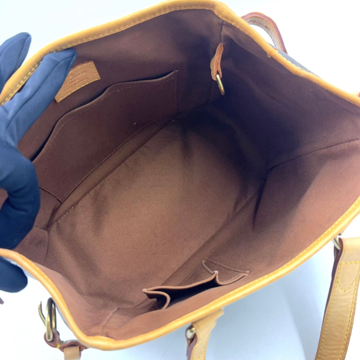 Louis Vuitton Batignolles Monogram Leather Brown Handbag Gold — view 3