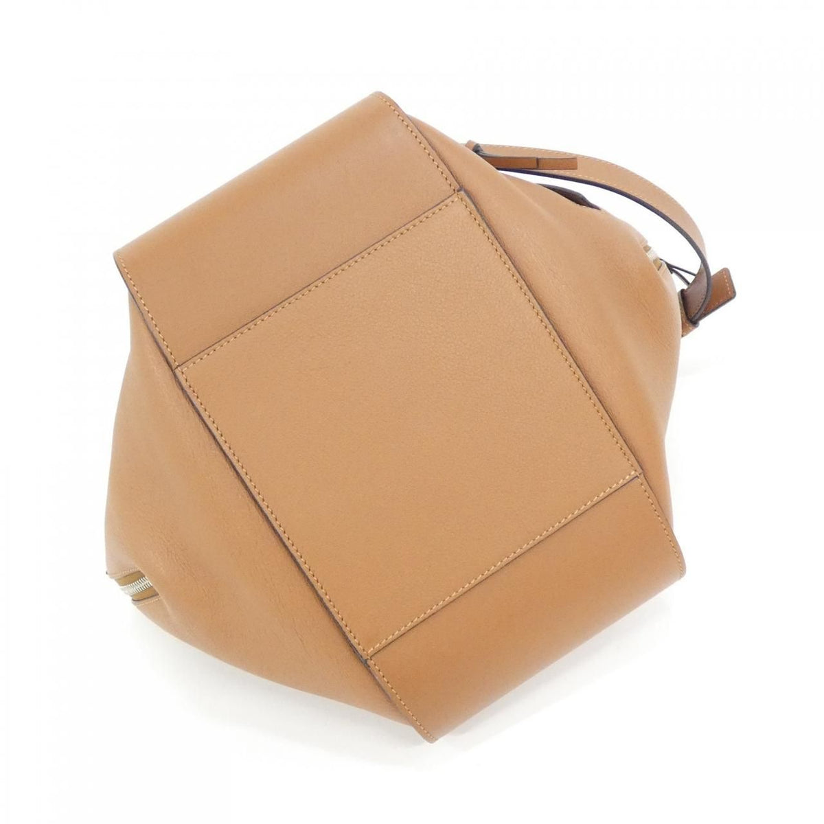 Loewe Hammock Small 387 30 Shoulder Bag — view 3