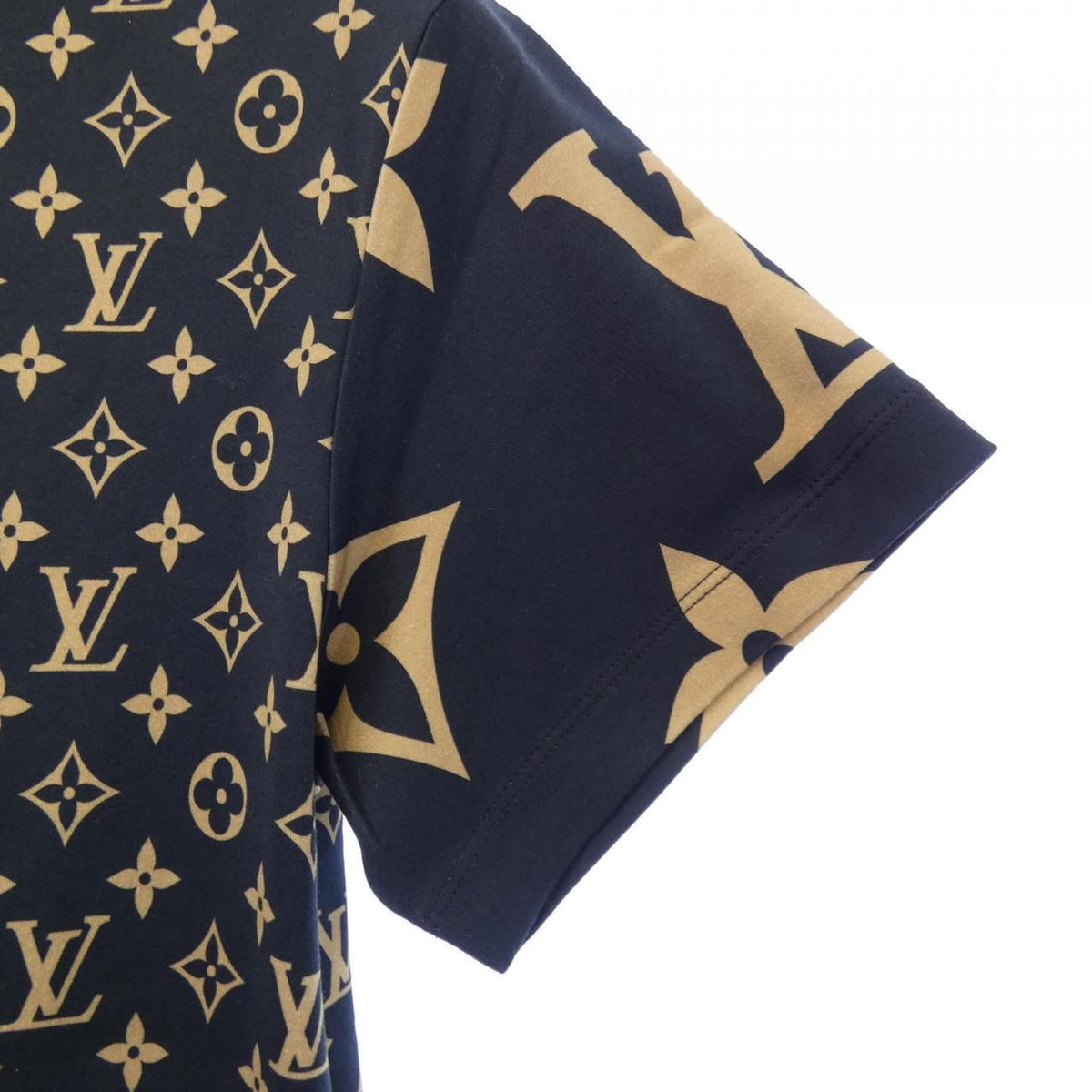 Louis Vuitton Mix Monogram T-Shirt — view 6