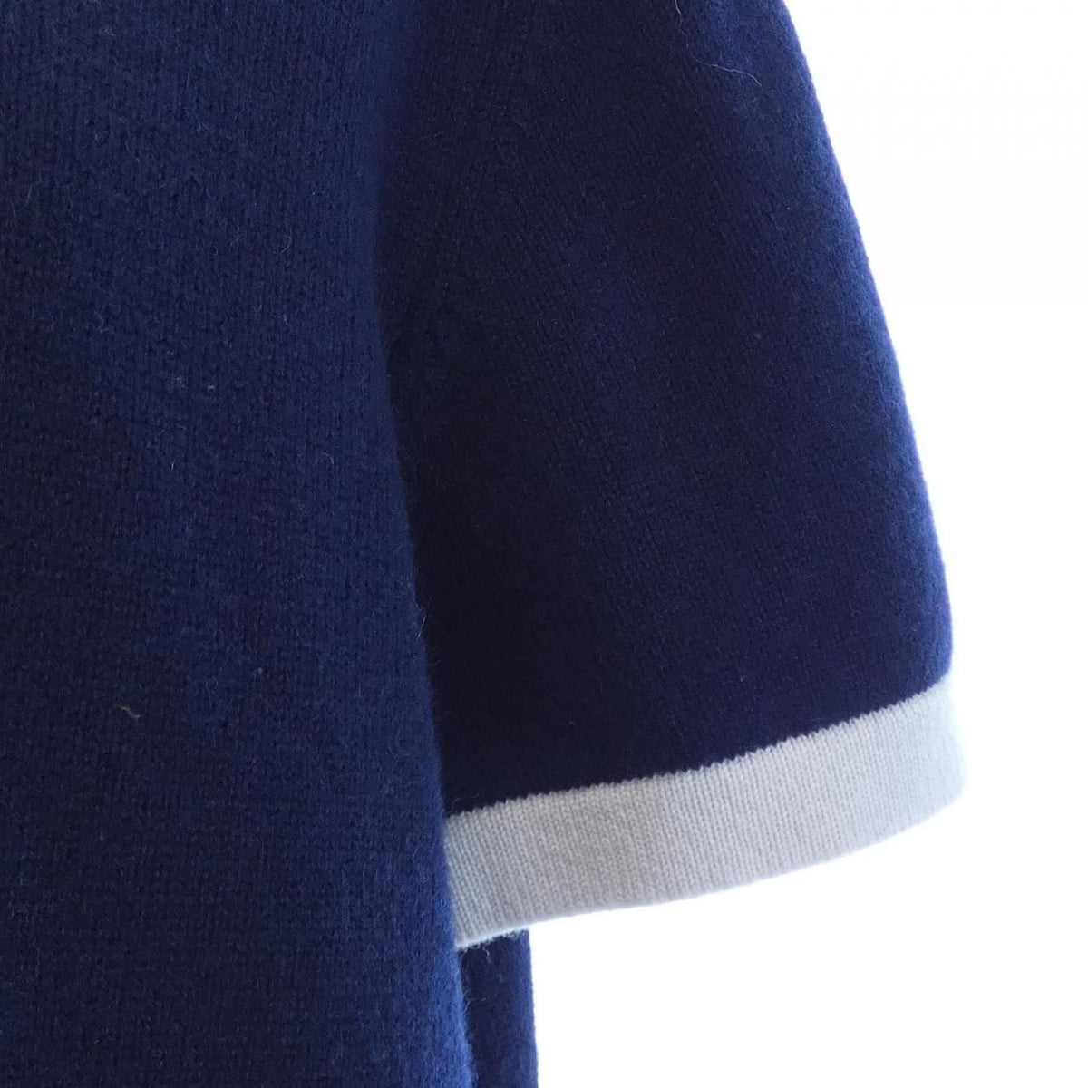 Chanel Cardigan Navy — view 7