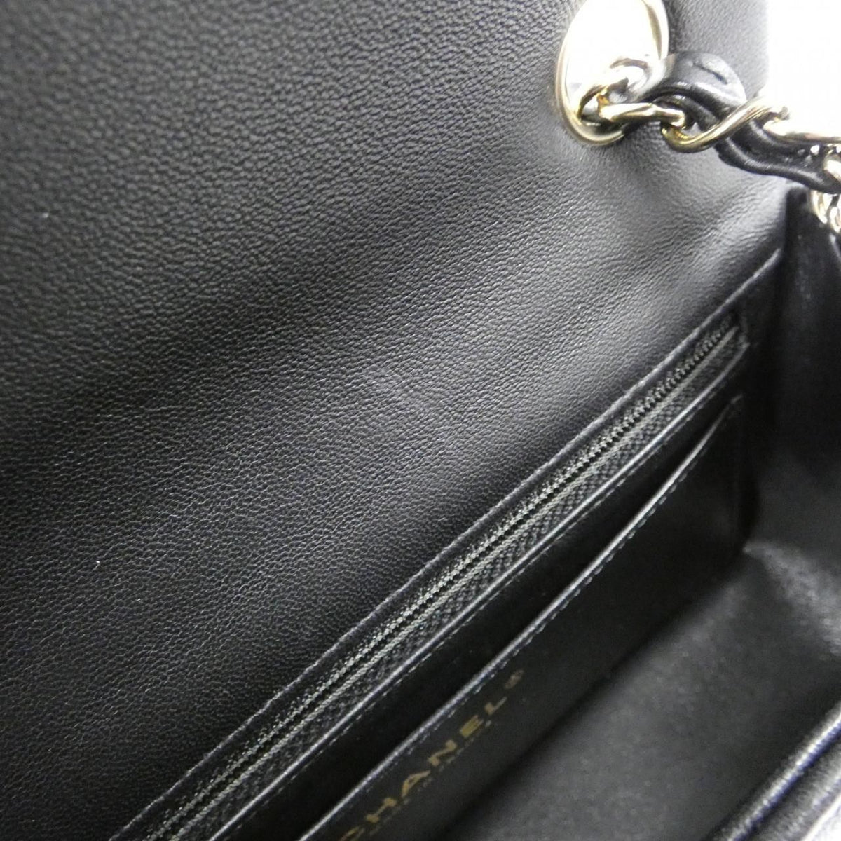 Chanel Shoulder Bag Black — view 7