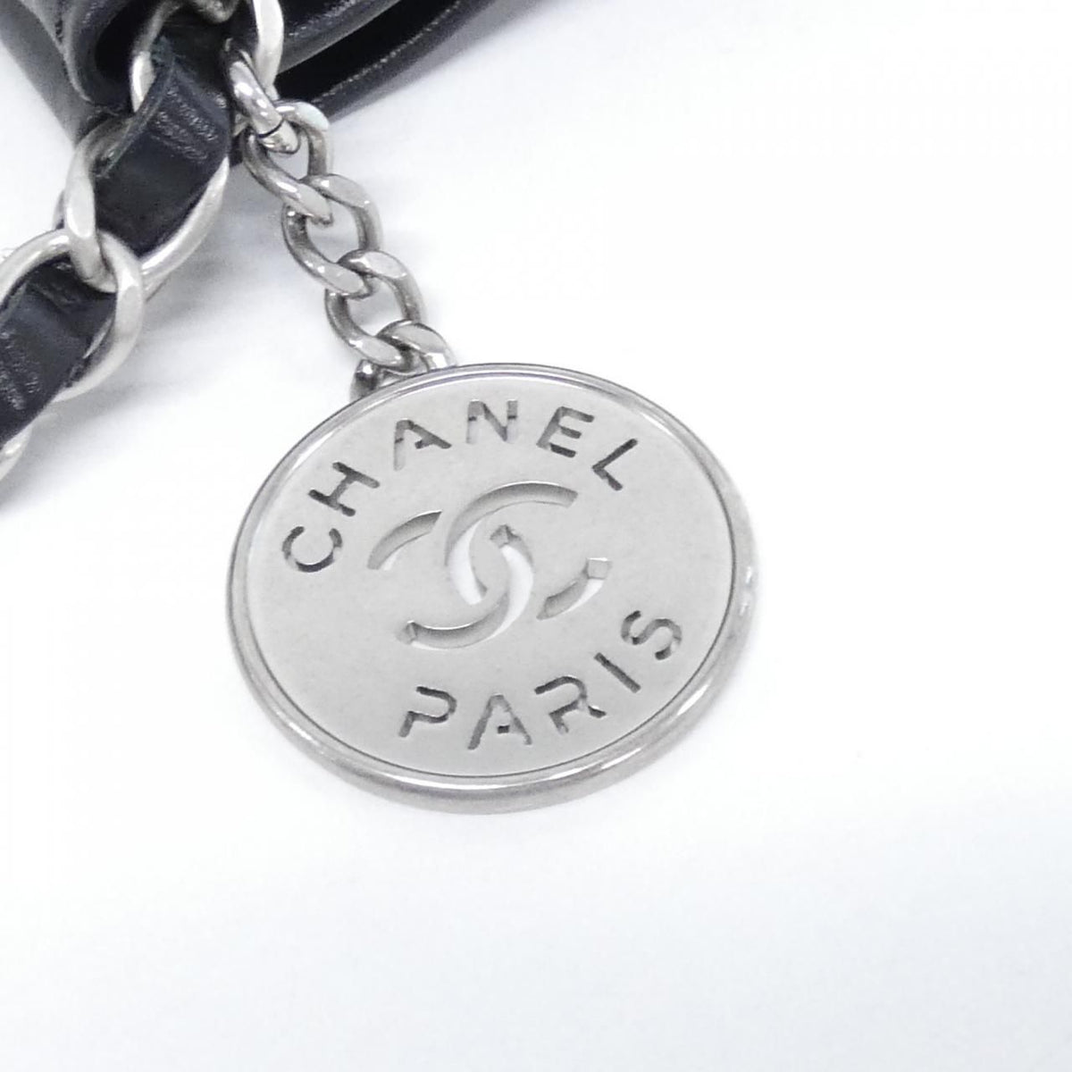 Chanel 22 Line Small Shoulder Bag — view 5