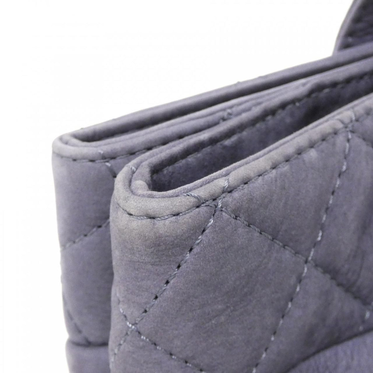 Chanel Bag Handbag Purple — view 5