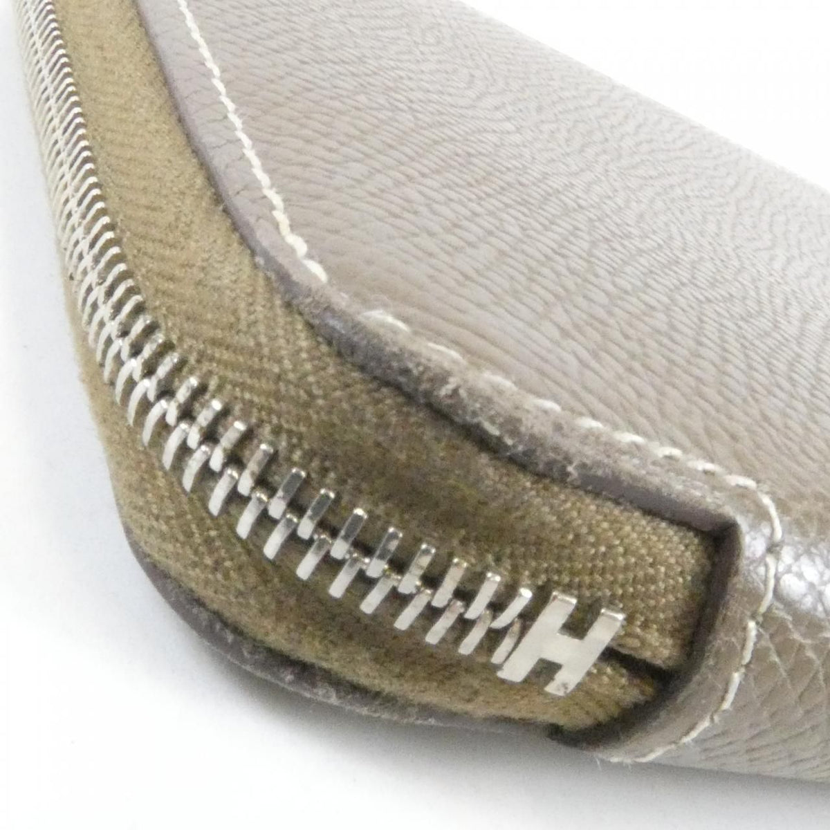 Hermes Bouclerie D'attelage Silk'in Classic Wallet — view 4