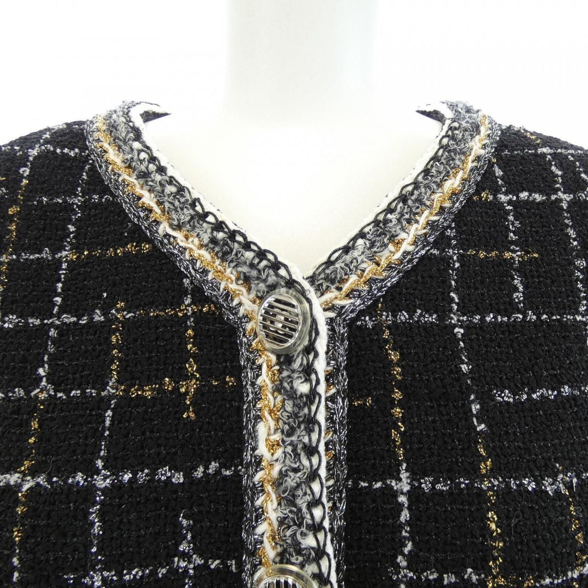 Chanel 17S Collarless Jacket — view 6