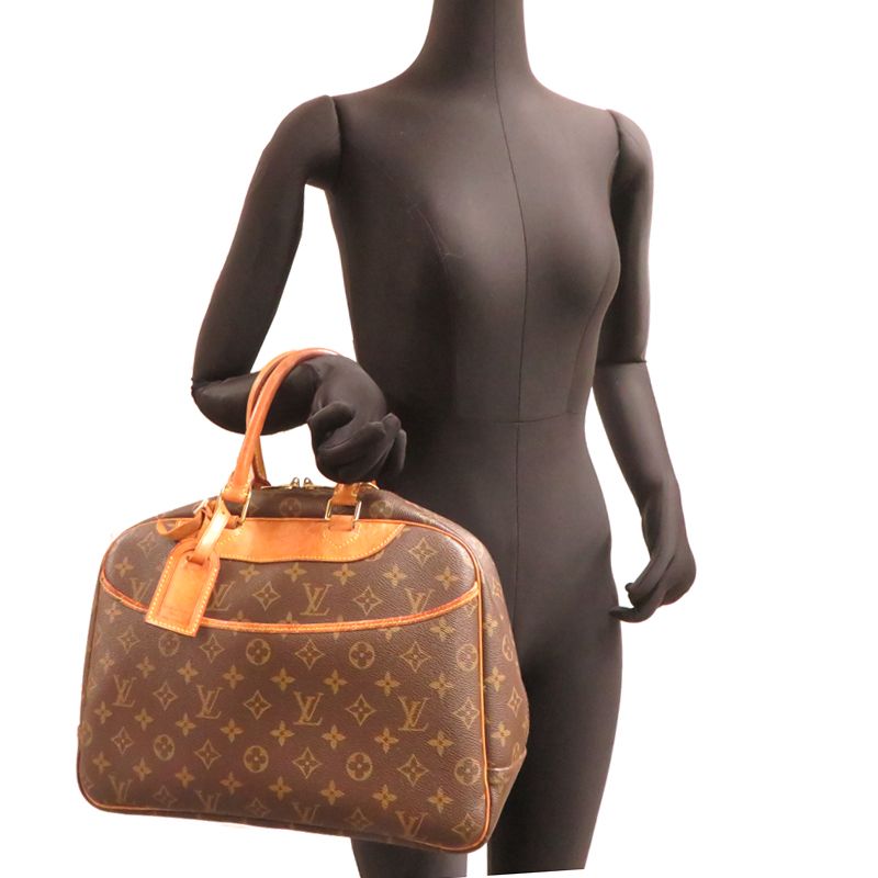 Louis Vuitton Handbag Deauville — view 8
