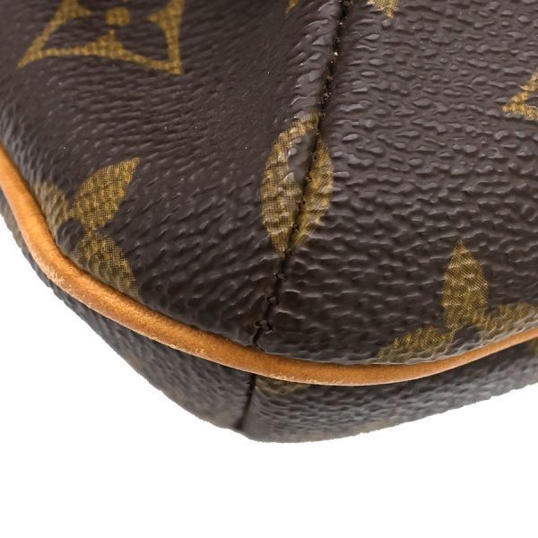 Louis Vuitton Monogram Musette Tango Crossbody — view 5