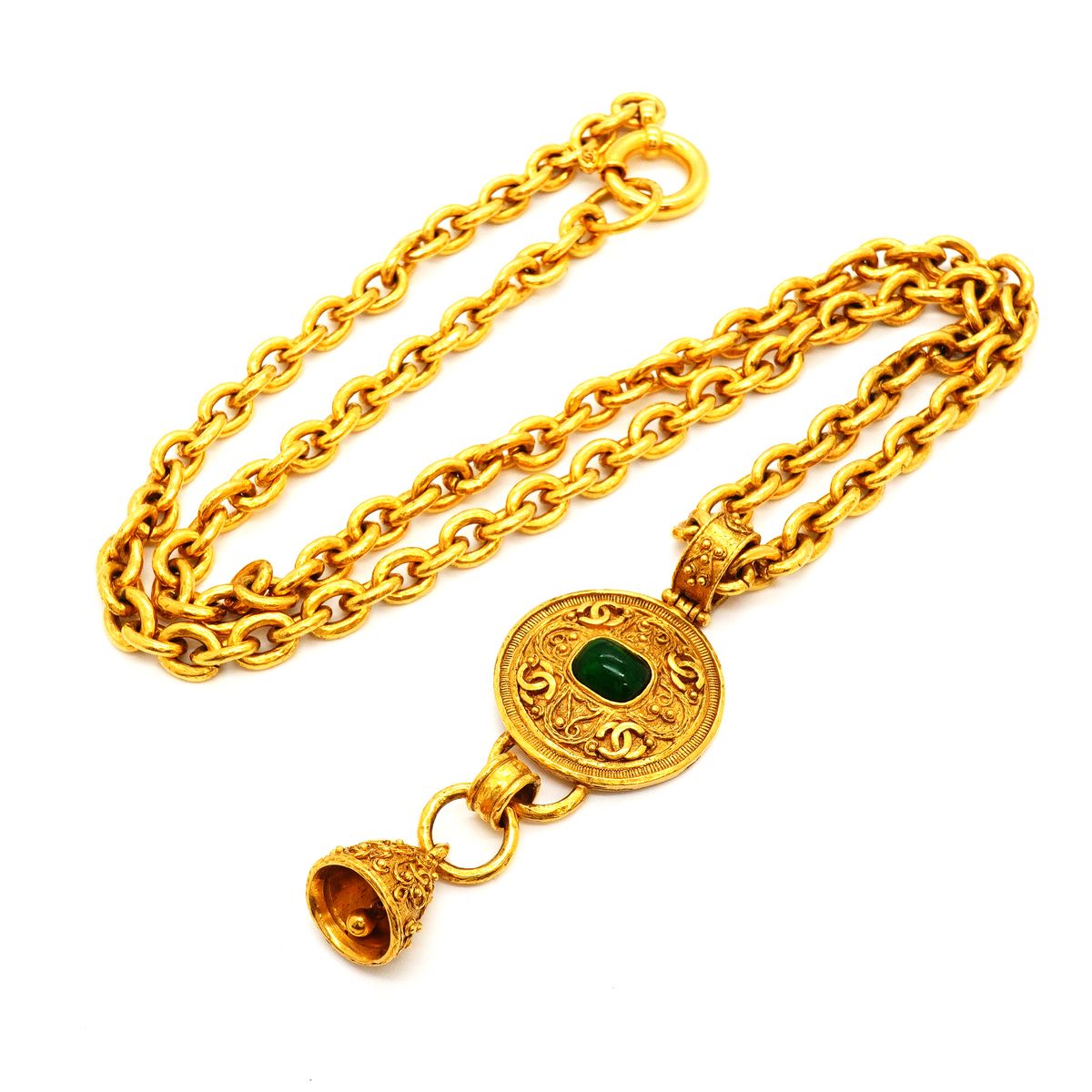 Chanel Necklace Vintage CC Logo Round Circle Gold Plated Gripoix Green — view 3
