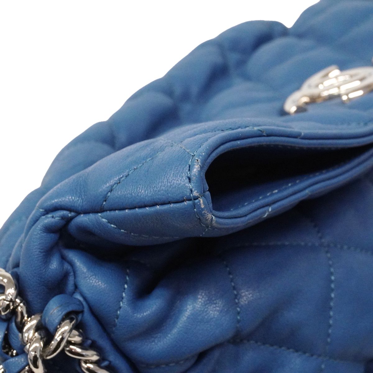 Chanel Shoulder Bag Quilted Leather Blue Silver — view 6