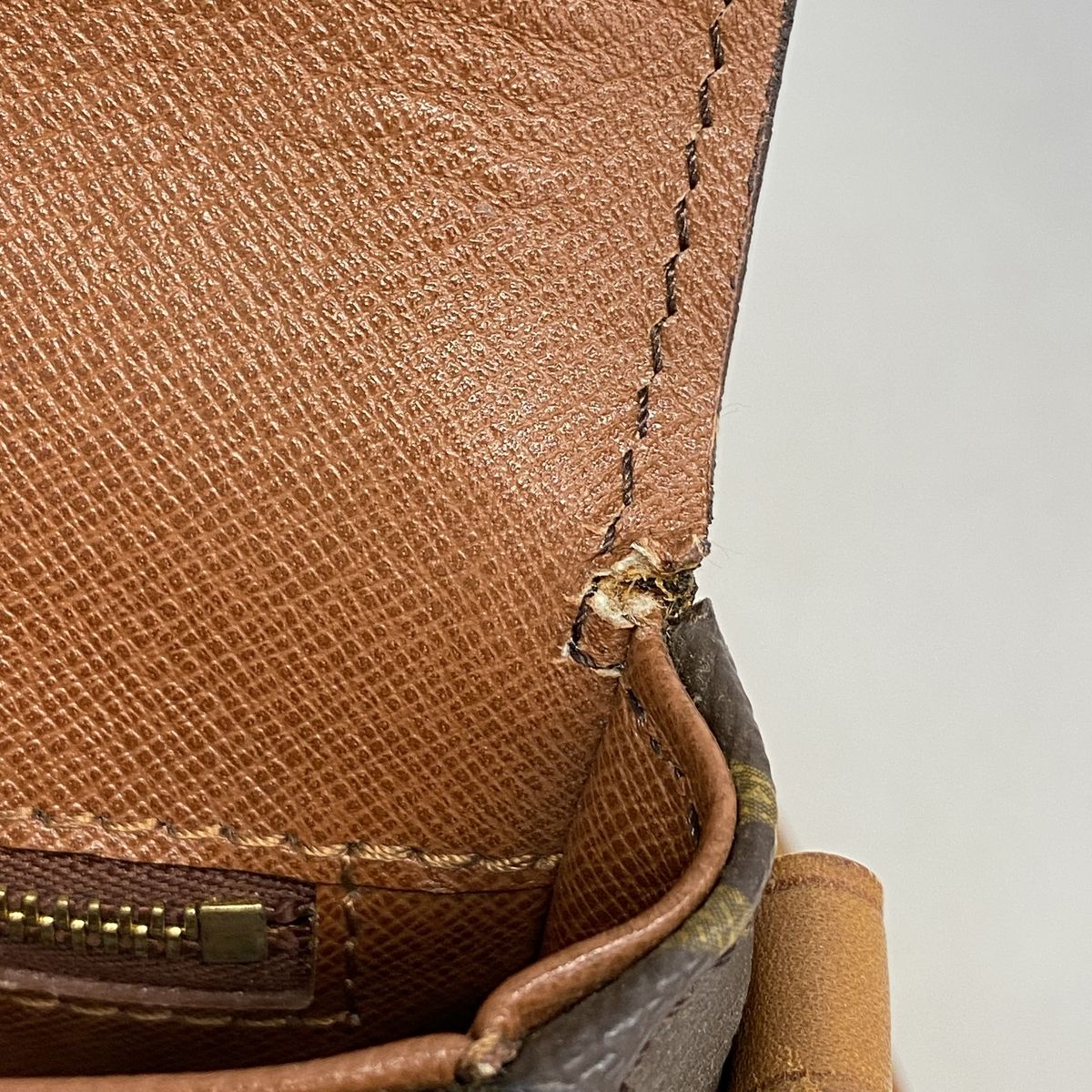 Louis Vuitton Shoulder Bag Monogram Chantilly MM Brown — view 6