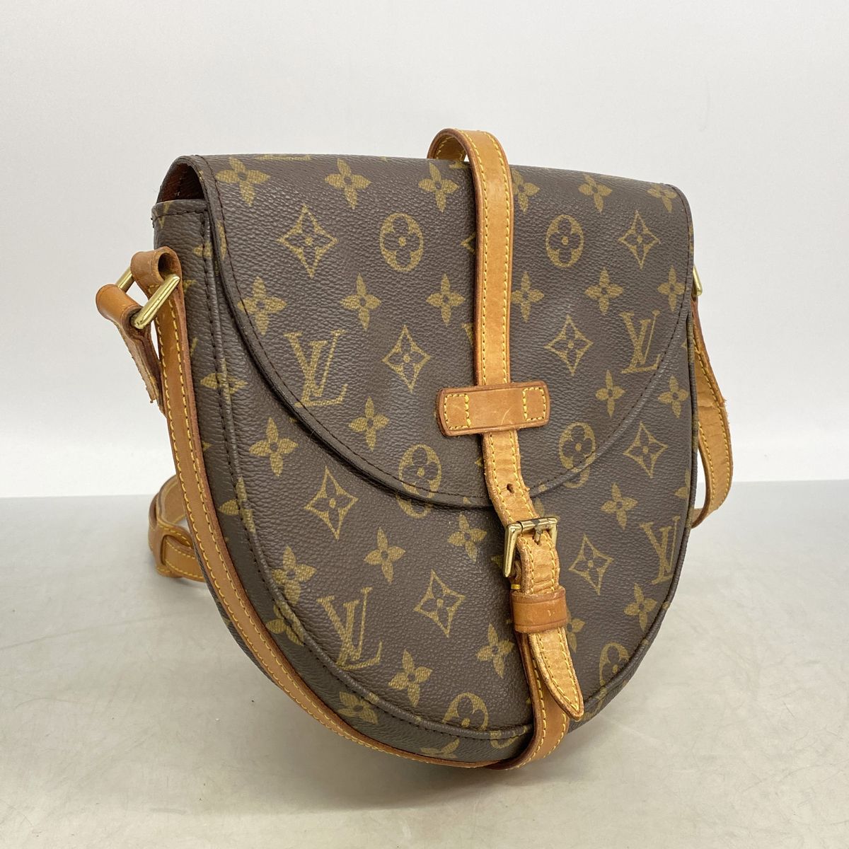 Louis Vuitton Shoulder Bag Monogram Chantilly MM Brown — view 2