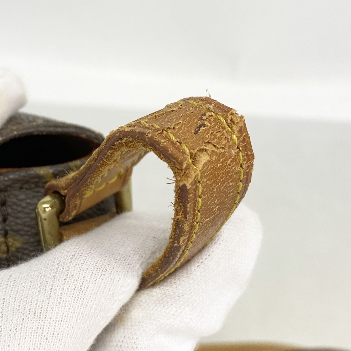 Louis Vuitton Shoulder Bag Monogram Chantilly MM Brown — view 7