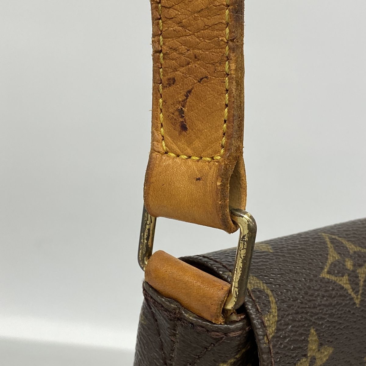 Louis Vuitton Shoulder Bag Monogram Musette Brown — view 7