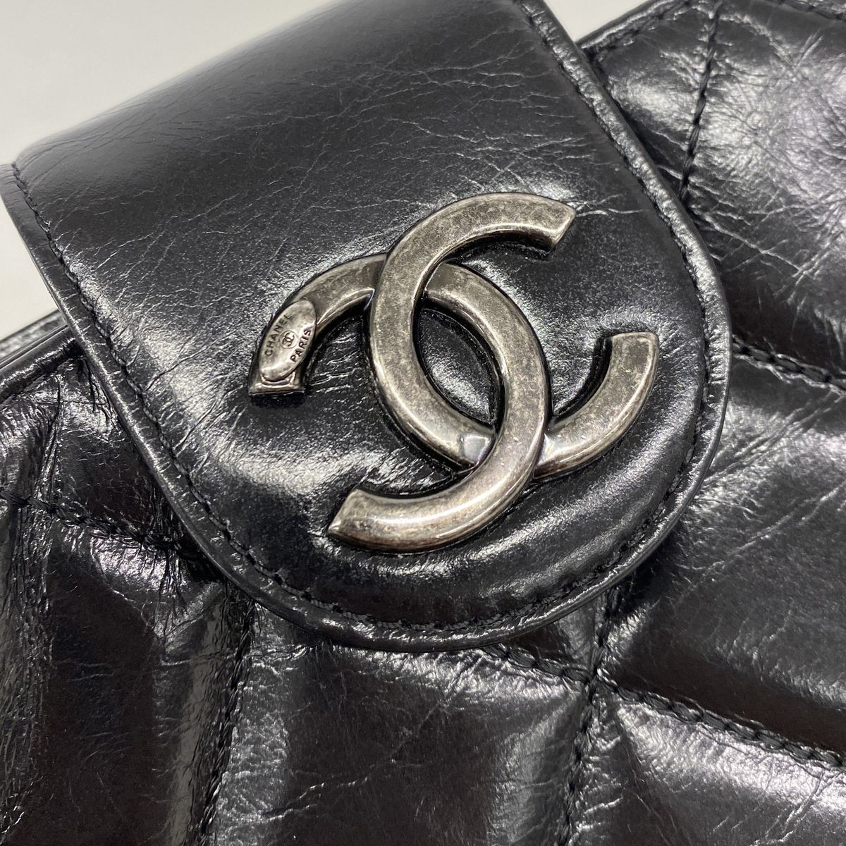 Chanel Shoulder Bag Quilted Leather Black Silver — view 8