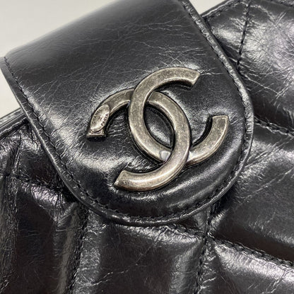 Chanel Shoulder Bag Quilted Leather Black Silver — view 8