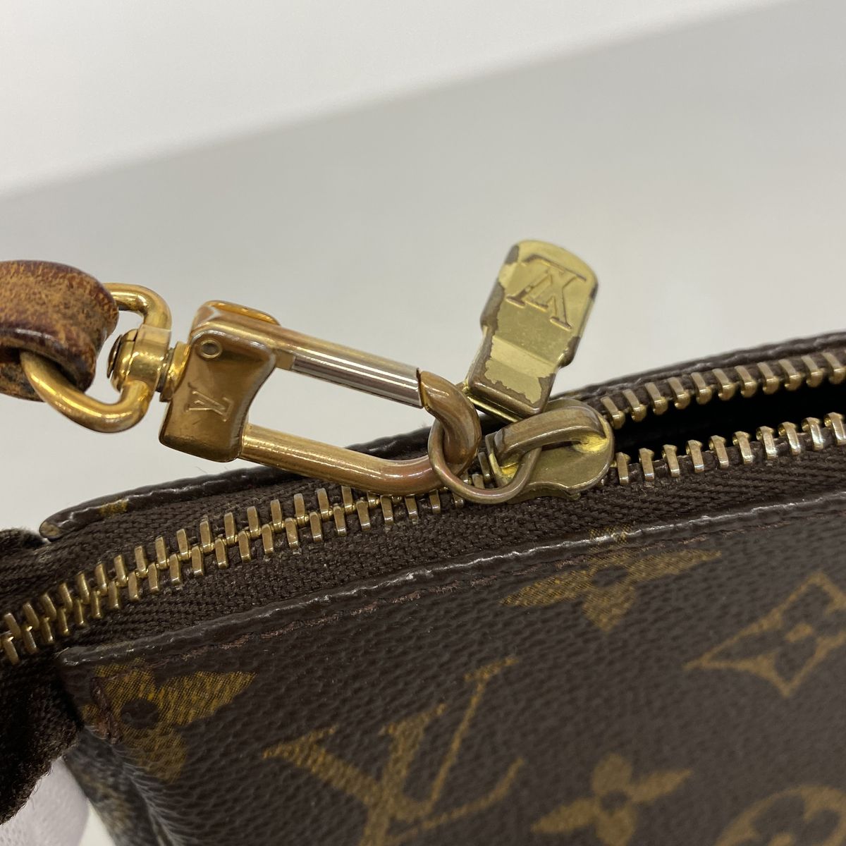 Louis Vuitton Pouch Monogram Pochette Accessoires Brown — view 7