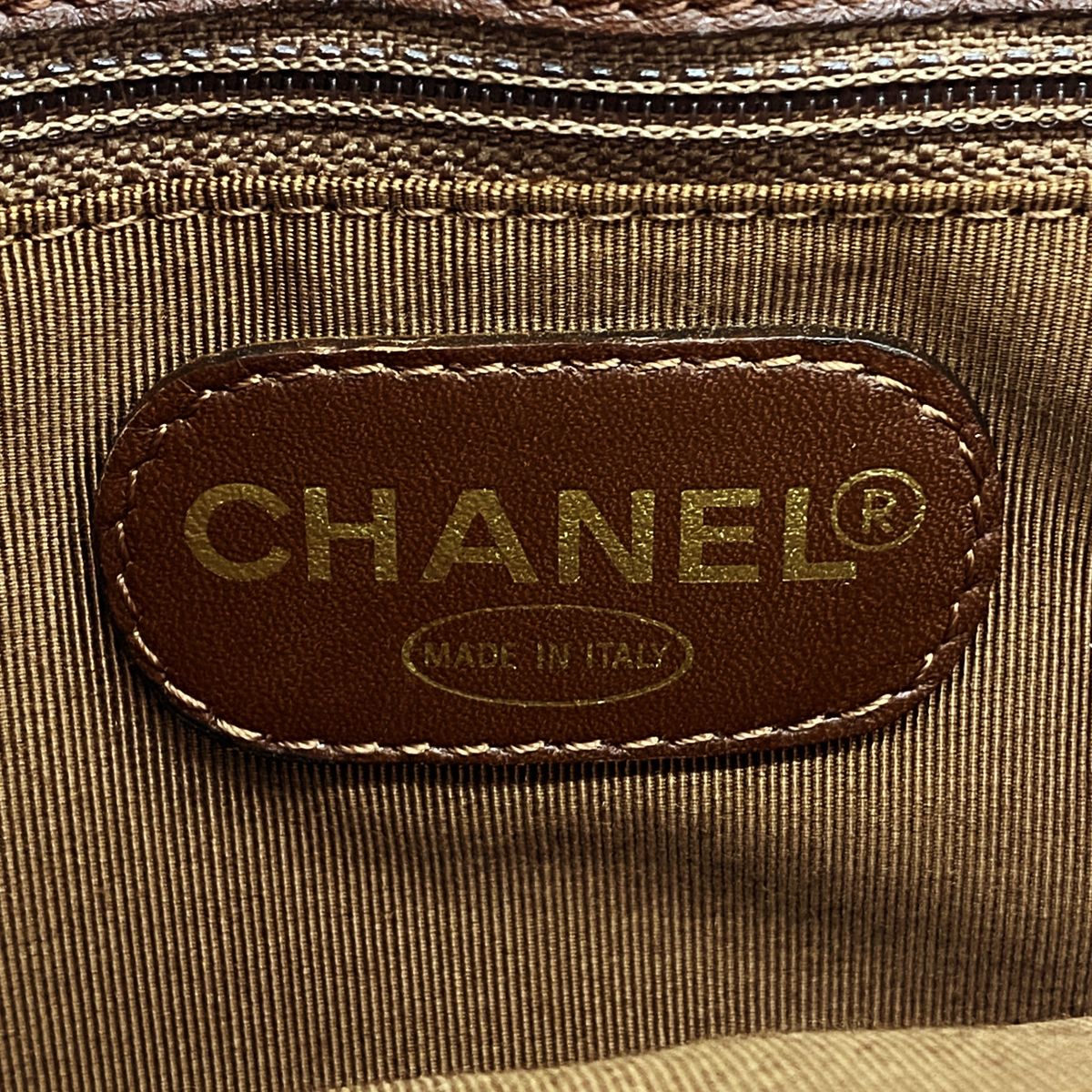 Chanel Tote Bag Beige Brown Gold — view 5