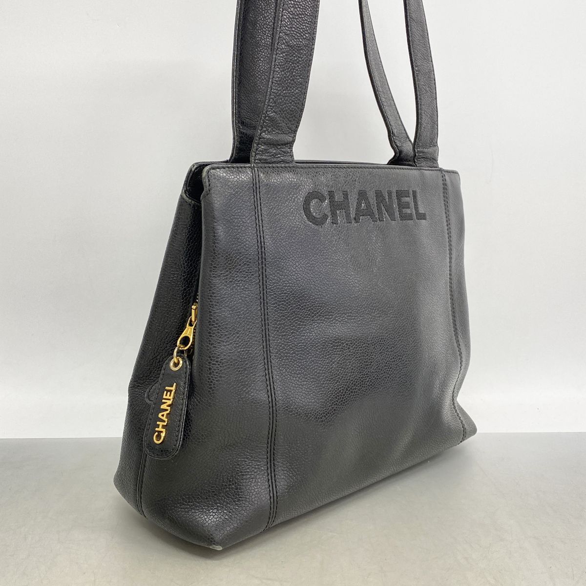 Chanel Tote Bag Caviar Leather Black Gold — view 2