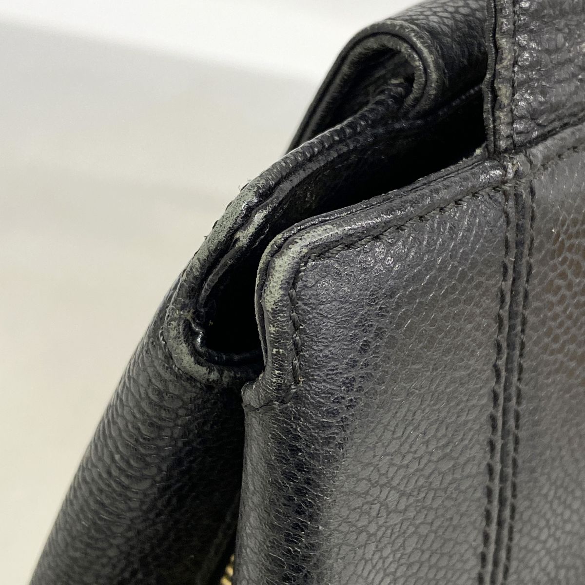 Chanel Tote Bag Caviar Leather Black Gold — view 7