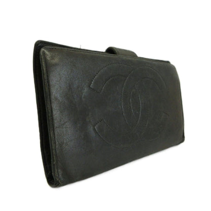 Chanel Vintage Big CC Logo Lambskin Bifold Wallet Sheepskin Leather Kiss Lock — view 5