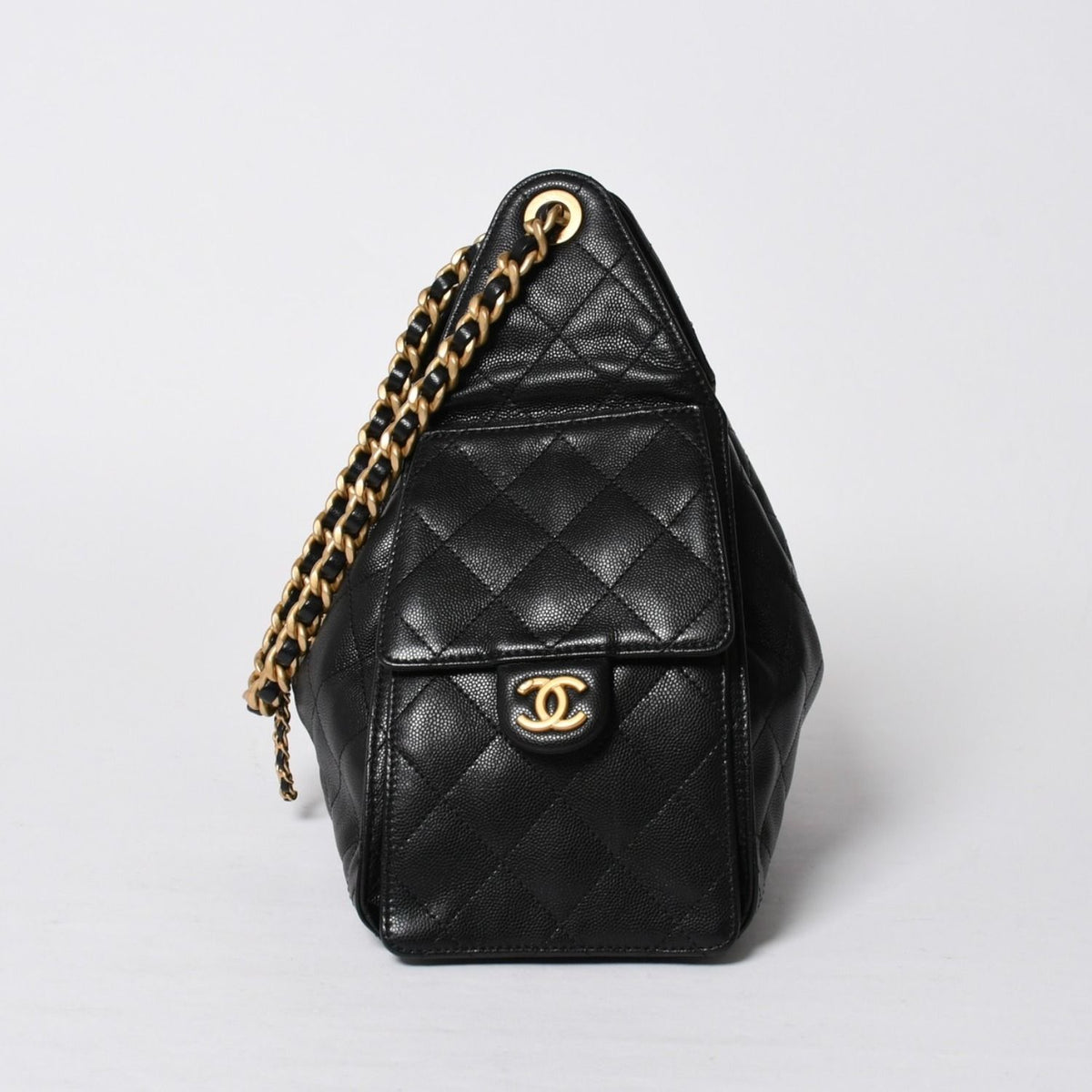 Chanel 25 Small Handbag CC Logo Caviar Leather Gold Black — view 4