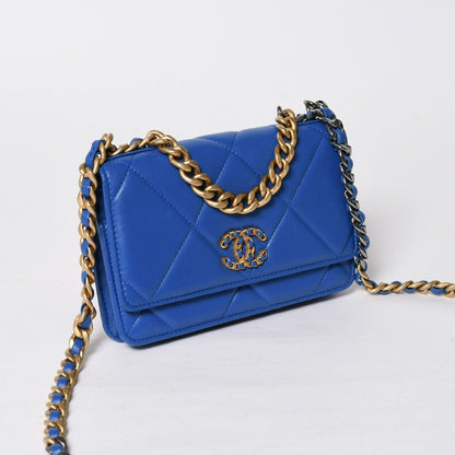 Chanel 19 Chain Wallet Shoulder Bag Blue Gold Lambskin — view 3
