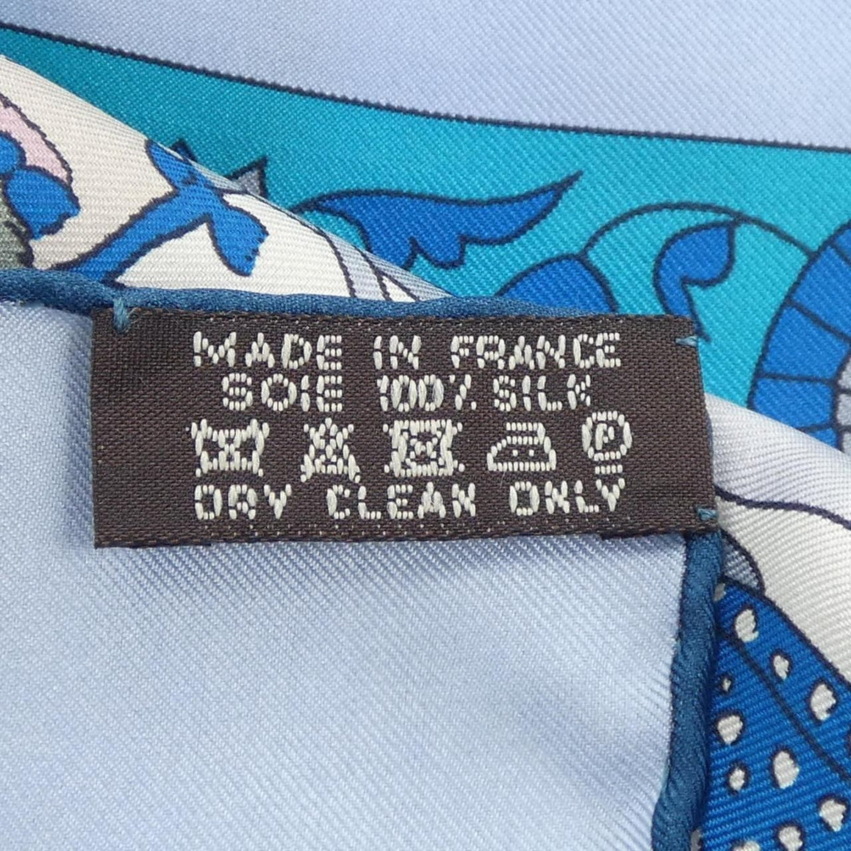 Hermes Fantaisies Indiennes Carre Geant 140 Shawl Scarf — view 3