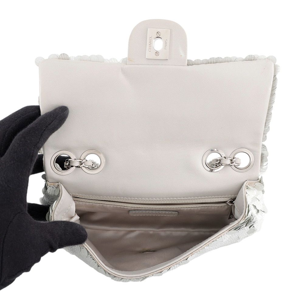 Chanel Chain Shoulder Bag CC Logo Sequins Leather — view 6
