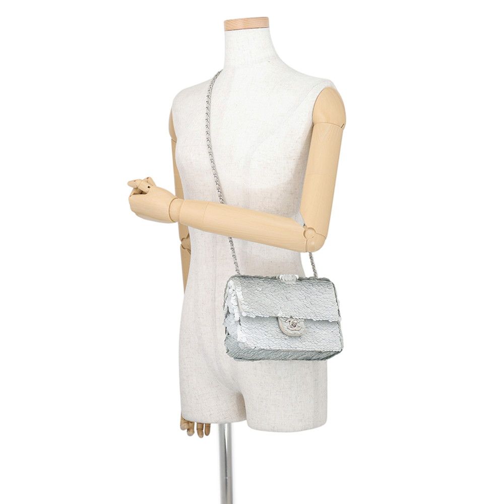 Chanel Chain Shoulder Bag CC Logo Sequins Leather — view 5