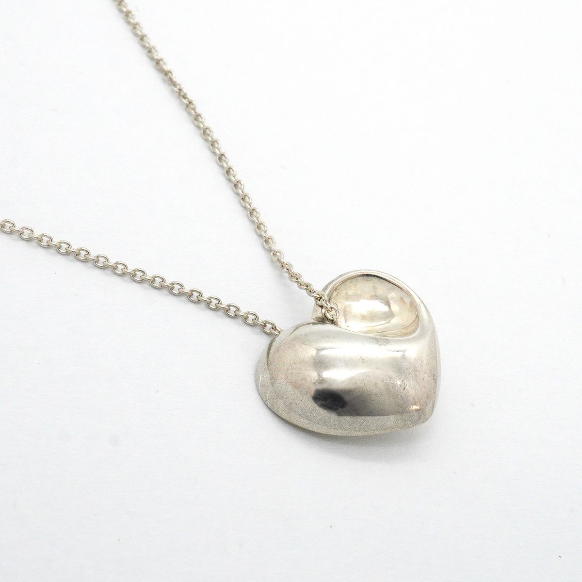 Tiffany & Co Necklace Fold Heart 925 Sterling Silver — view 2