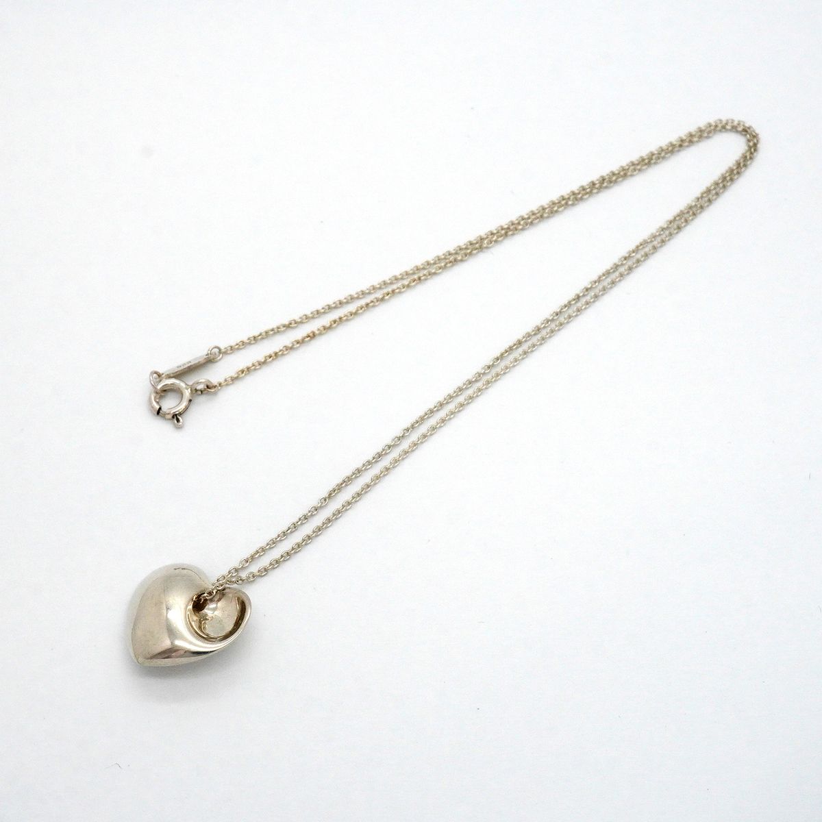 Tiffany & Co Necklace Fold Heart 925 Sterling Silver — view 3