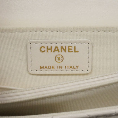 Chanel Shoulder Bag Quilted Lambskin White Champagne Gold — view 5
