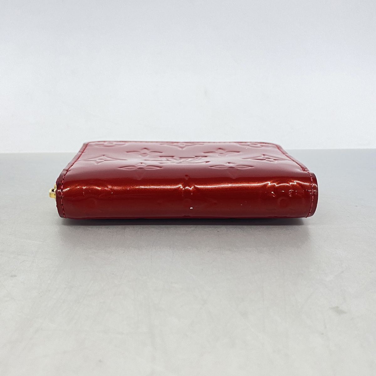 Louis Vuitton Coin Purse Vernis Zippy Pomme D'amour — view 2