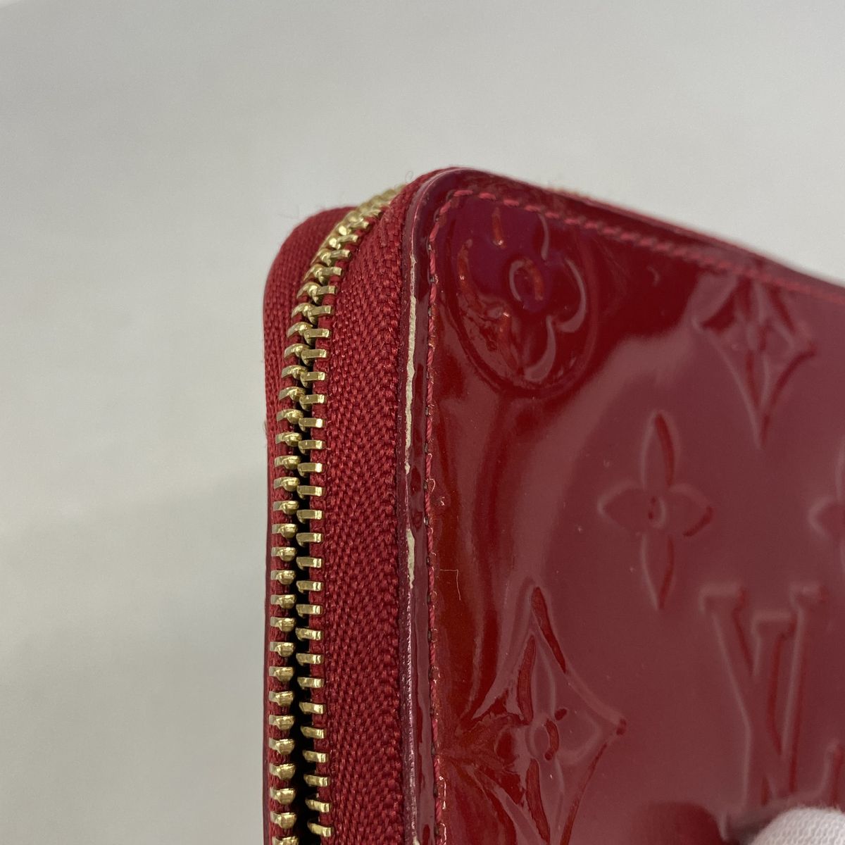 Louis Vuitton Coin Purse Vernis Zippy Pomme D'amour — view 5