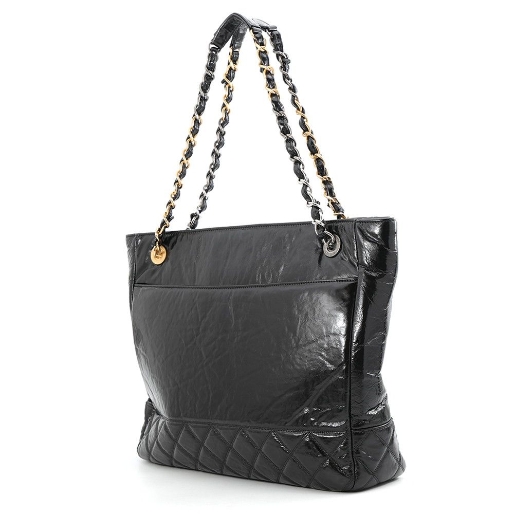 Chanel Chain Tote Bag CC Logo Quilted Shiny Aged Calfskin Black — view 2