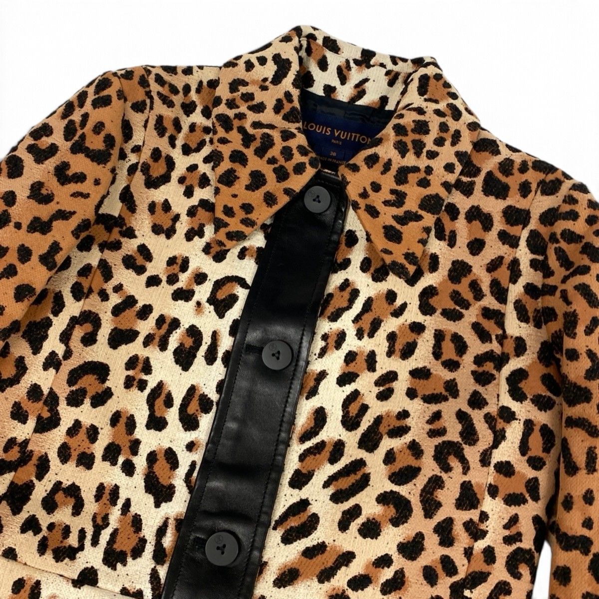 Louis Vuitton Pre Fall Collection Leopard Technical Wool Coat Brown 38 — view 5