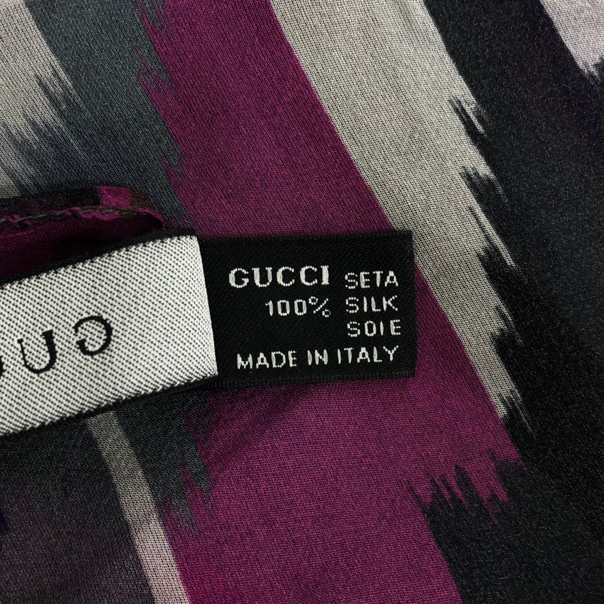 Gucci Silk GG All Over Print Large Scarf Multicolor — view 3